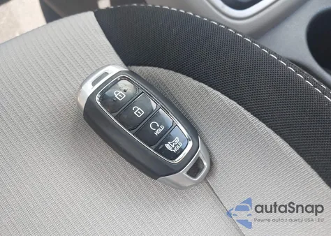 2024 Hyundai Venue Sel from USA, damaged, VIN KMHRC8A39RU329674